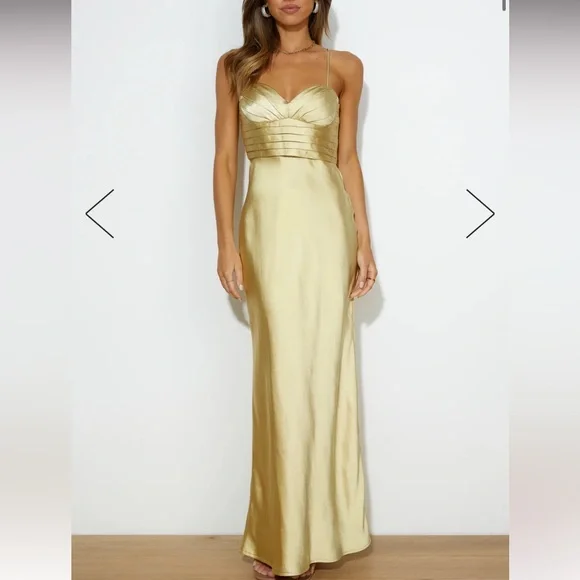 selfie leslie gold dress Selfie Leslie Carmel One-Shoulder Sash Maxi Dress – Continuiti main image 1